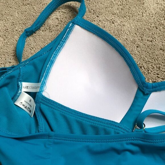 New Liz Claiborne teal ruched swimsuit. - Picture 9 of 12